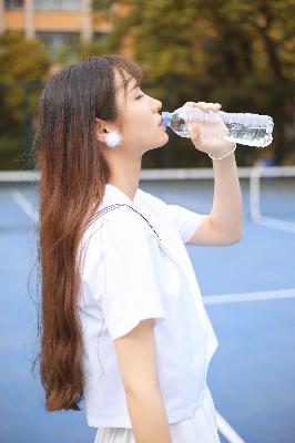 国产熟女视频资源丰富吗？10个你不得不看的免费视频网站推荐！